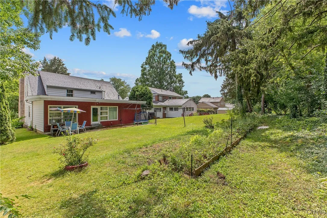 617 Mertens Avenue, Syracuse, New York 13203, Syracuse, New York 13203, 3 Bedrooms Bedrooms, 7 Rooms Rooms,2 BathroomsBathrooms,Residential,For Sale,617 Mertens Avenue, Syracuse, New York 13203,S1622225