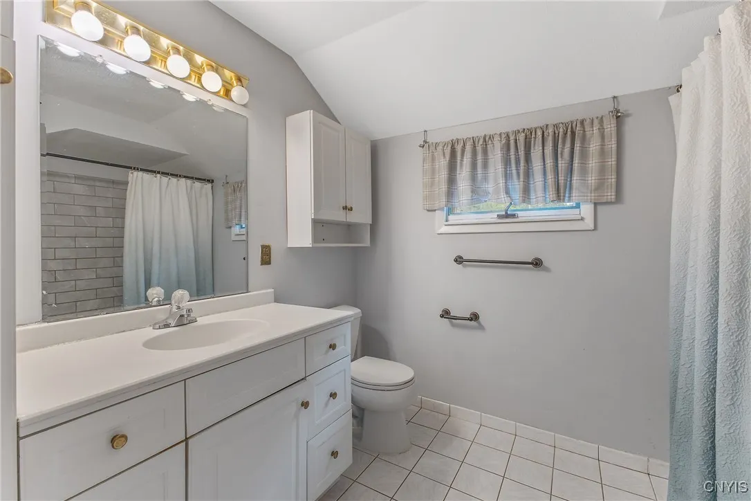 617 Mertens Avenue, Syracuse, New York 13203, Syracuse, New York 13203, 3 Bedrooms Bedrooms, 7 Rooms Rooms,2 BathroomsBathrooms,Residential,For Sale,617 Mertens Avenue, Syracuse, New York 13203,S1622225