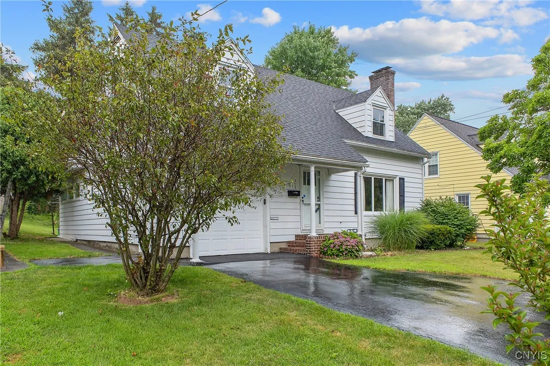 617 Mertens Avenue, Syracuse, New York 13203, Syracuse, New York 13203, 3 Bedrooms Bedrooms, 7 Rooms Rooms,2 BathroomsBathrooms,Residential,Closed,617 Mertens Avenue, Syracuse, New York 13203,0,S1622225