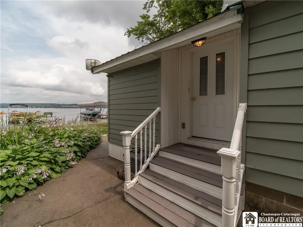 62 Loomis Bay Road, North Harmony, New York 14710, North Harmony, New York 14710, 2 Bedrooms Bedrooms, 7 Rooms Rooms,1 BathroomBathrooms,Residential,For Sale,62 Loomis Bay Road, North Harmony, New York 14710,R1620976
