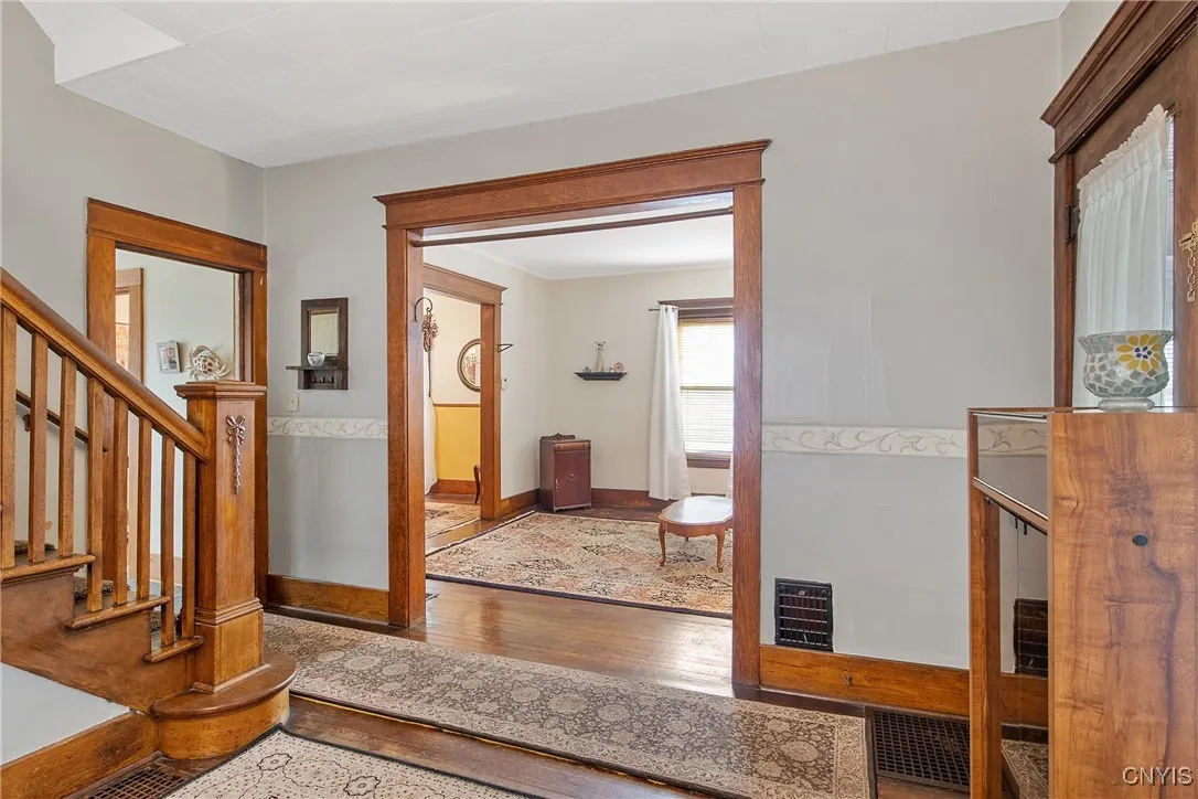 315 Boyden Street, Syracuse, New York 13203, Syracuse, New York 13203, 3 Bedrooms Bedrooms, 7 Rooms Rooms,1 BathroomBathrooms,Residential,For Sale,315 Boyden Street, Syracuse, New York 13203,S1621836