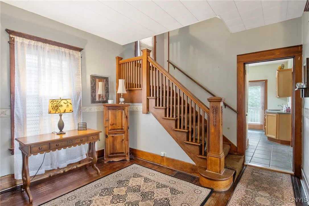 315 Boyden Street, Syracuse, New York 13203, Syracuse, New York 13203, 3 Bedrooms Bedrooms, 7 Rooms Rooms,1 BathroomBathrooms,Residential,For Sale,315 Boyden Street, Syracuse, New York 13203,S1621836