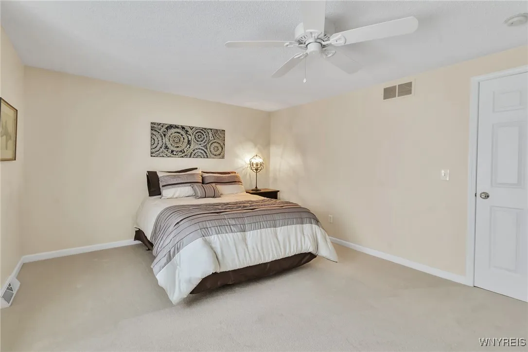 5468 Village Station Circle, Clarence, New York 14, Clarence, New York 14221, 2 Bedrooms Bedrooms, 6 Rooms Rooms,1 BathroomBathrooms,Residential,For Sale,5468 Village Station Circle, Clarence, New York 14,B1622305