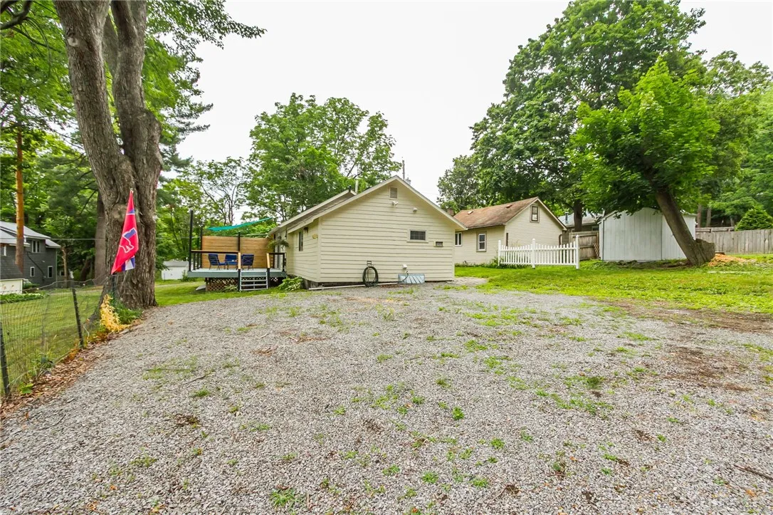 8480 Columbia Street, Richmond, New York 14471, Richmond, New York 14471, 1 Bedroom Bedrooms, 4 Rooms Rooms,1 BathroomBathrooms,Residential,For Sale,8480 Columbia Street, Richmond, New York 14471,R1622302