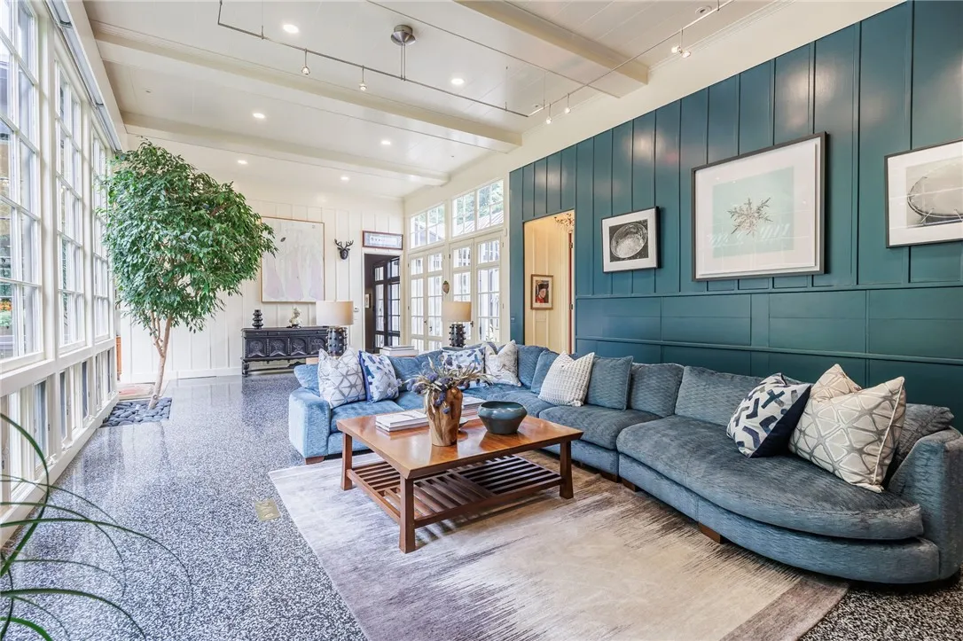 3399 Elmwood Avenue, Brighton, New York 14610, Brighton, New York 14610, 3 Bedrooms Bedrooms, 7 Rooms Rooms,3 BathroomsBathrooms,Residential,For Sale,3399 Elmwood Avenue, Brighton, New York 14610,R1618291