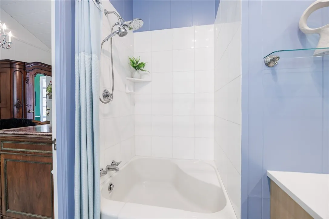3399 Elmwood Avenue, Brighton, New York 14610, Brighton, New York 14610, 3 Bedrooms Bedrooms, 7 Rooms Rooms,3 BathroomsBathrooms,Residential,For Sale,3399 Elmwood Avenue, Brighton, New York 14610,R1618291