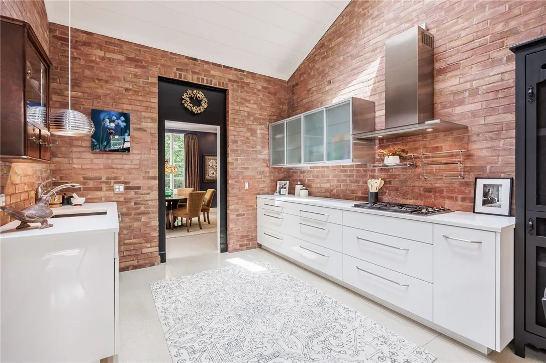 3399 Elmwood Avenue, Brighton, New York 14610, Brighton, New York 14610, 3 Bedrooms Bedrooms, 7 Rooms Rooms,3 BathroomsBathrooms,Residential,For Sale,3399 Elmwood Avenue, Brighton, New York 14610,R1618291