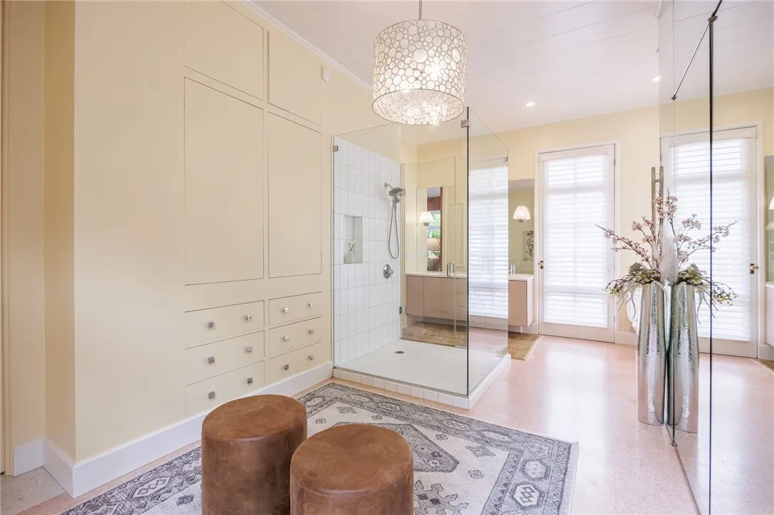 3399 Elmwood Avenue, Brighton, New York 14610, Brighton, New York 14610, 3 Bedrooms Bedrooms, 7 Rooms Rooms,3 BathroomsBathrooms,Residential,For Sale,3399 Elmwood Avenue, Brighton, New York 14610,R1618291