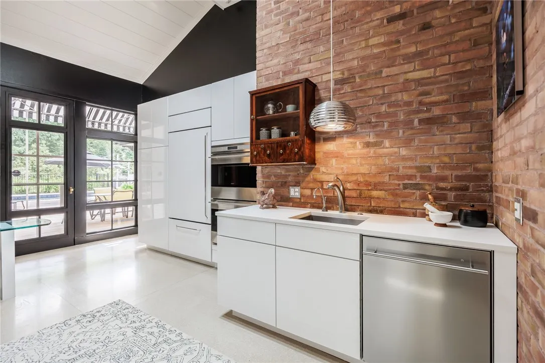 3399 Elmwood Avenue, Brighton, New York 14610, Brighton, New York 14610, 3 Bedrooms Bedrooms, 7 Rooms Rooms,3 BathroomsBathrooms,Residential,For Sale,3399 Elmwood Avenue, Brighton, New York 14610,R1618291