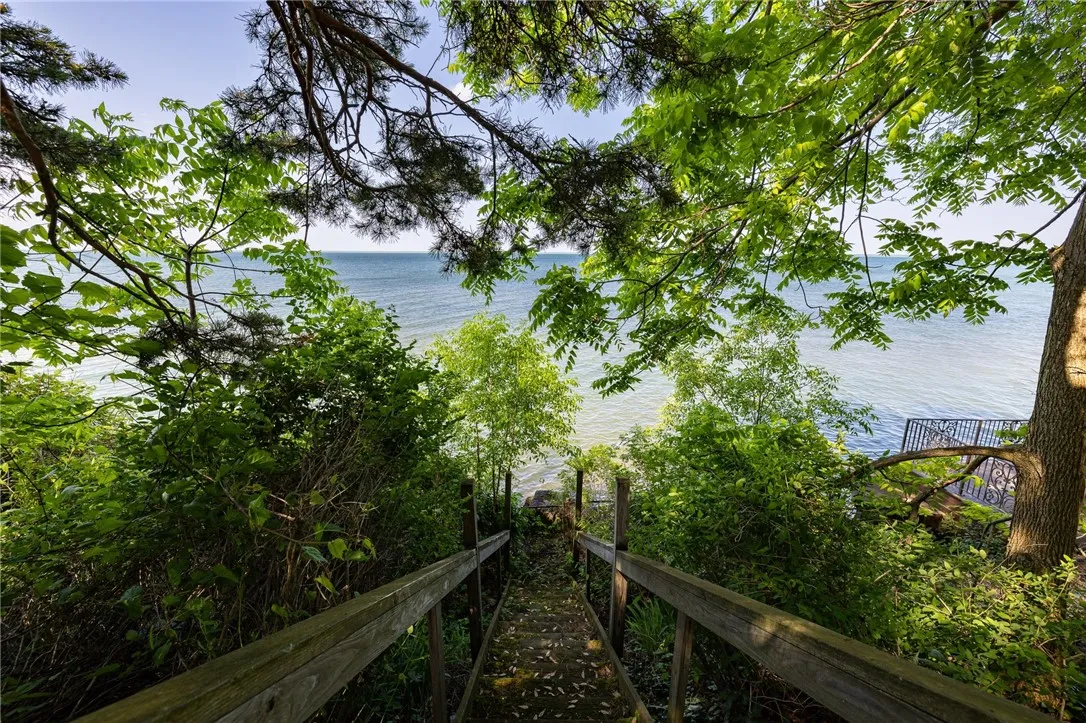 760 Beach Avenue, Rochester, New York 14612, Rochester, New York 14612, 3 Bedrooms Bedrooms, 7 Rooms Rooms,1 BathroomBathrooms,Residential,For Sale,760 Beach Avenue, Rochester, New York 14612,R1622631