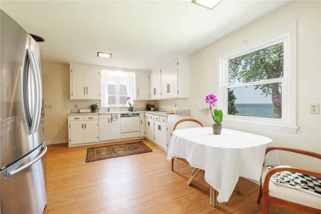 760 Beach Avenue, Rochester, New York 14612, Rochester, New York 14612, 3 Bedrooms Bedrooms, 7 Rooms Rooms,1 BathroomBathrooms,Residential,For Sale,760 Beach Avenue, Rochester, New York 14612,R1622631