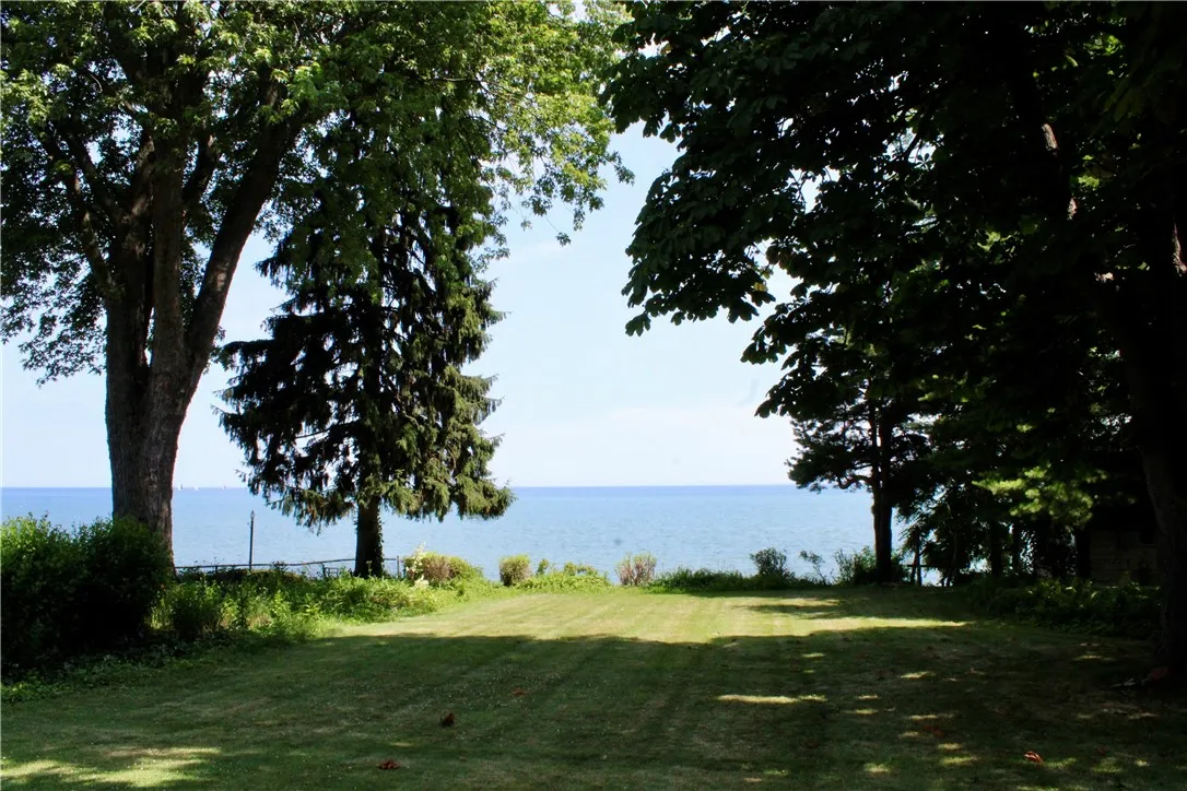 760 Beach Avenue, Rochester, New York 14612, Rochester, New York 14612, 3 Bedrooms Bedrooms, 7 Rooms Rooms,1 BathroomBathrooms,Residential,For Sale,760 Beach Avenue, Rochester, New York 14612,R1622631