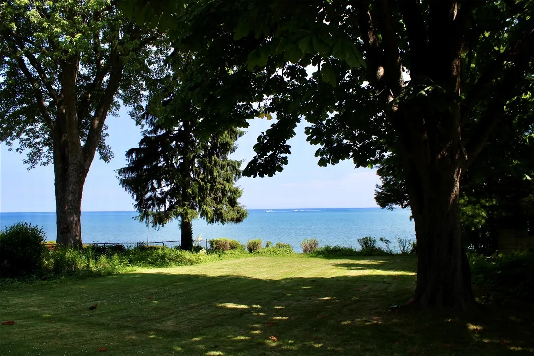 760 Beach Avenue, Rochester, New York 14612, Rochester, New York 14612, 3 Bedrooms Bedrooms, 7 Rooms Rooms,1 BathroomBathrooms,Residential,For Sale,760 Beach Avenue, Rochester, New York 14612,R1622631
