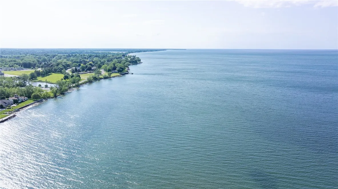 760 Beach Avenue, Rochester, New York 14612, Rochester, New York 14612, 3 Bedrooms Bedrooms, 7 Rooms Rooms,1 BathroomBathrooms,Residential,For Sale,760 Beach Avenue, Rochester, New York 14612,R1622631
