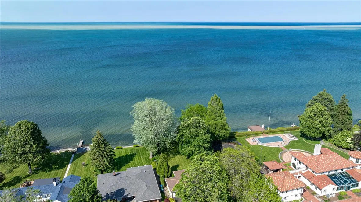 760 Beach Avenue, Rochester, New York 14612, Rochester, New York 14612, 3 Bedrooms Bedrooms, 7 Rooms Rooms,1 BathroomBathrooms,Residential,For Sale,760 Beach Avenue, Rochester, New York 14612,R1622631