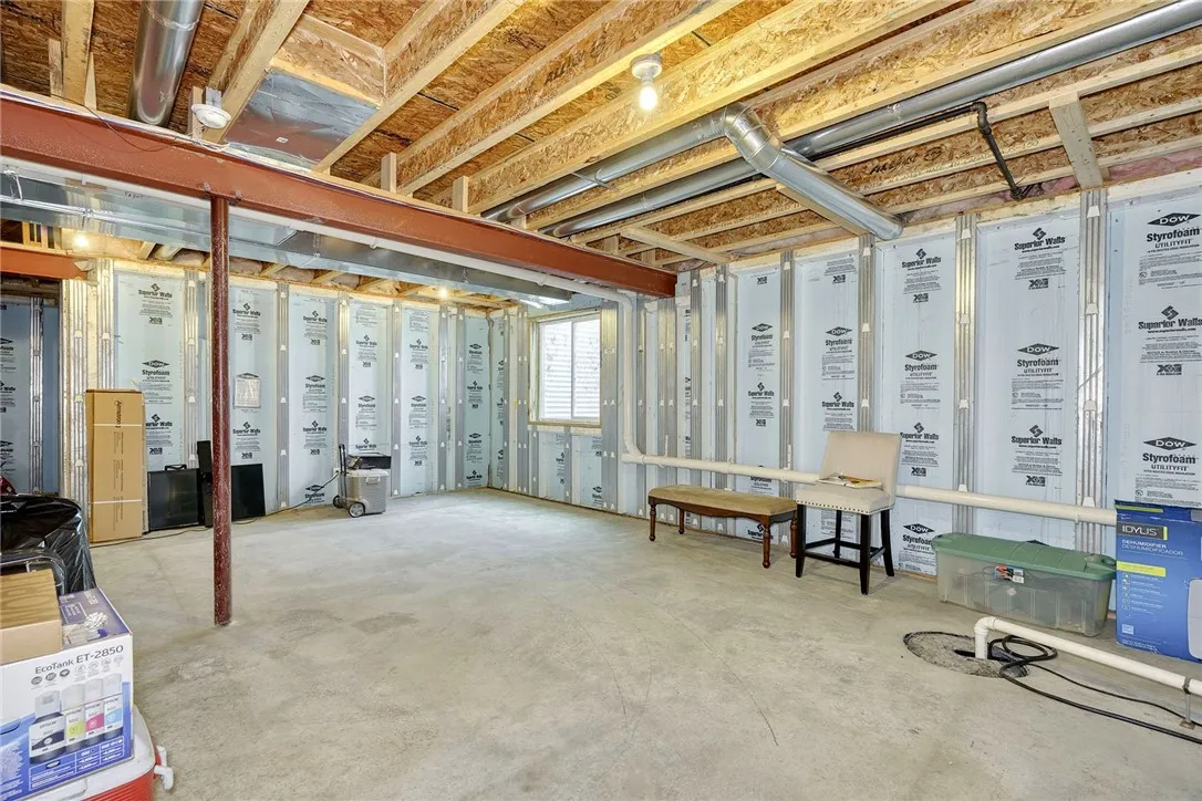 111 Southend Square, Henrietta, New York 14586, Henrietta, New York 14586, 3 Bedrooms Bedrooms, 7 Rooms Rooms,2 BathroomsBathrooms,Residential,For Sale,111 Southend Square, Henrietta, New York 14586,R1619984
