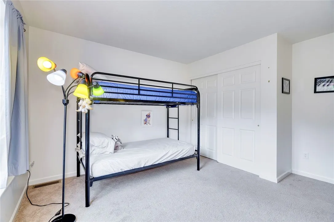 111 Southend Square, Henrietta, New York 14586, Henrietta, New York 14586, 3 Bedrooms Bedrooms, 7 Rooms Rooms,2 BathroomsBathrooms,Residential,For Sale,111 Southend Square, Henrietta, New York 14586,R1619984