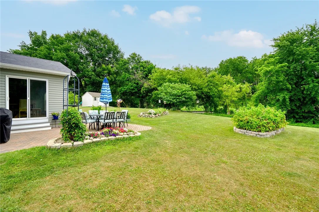 111 Southend Square, Henrietta, New York 14586, Henrietta, New York 14586, 3 Bedrooms Bedrooms, 7 Rooms Rooms,2 BathroomsBathrooms,Residential,For Sale,111 Southend Square, Henrietta, New York 14586,R1619984