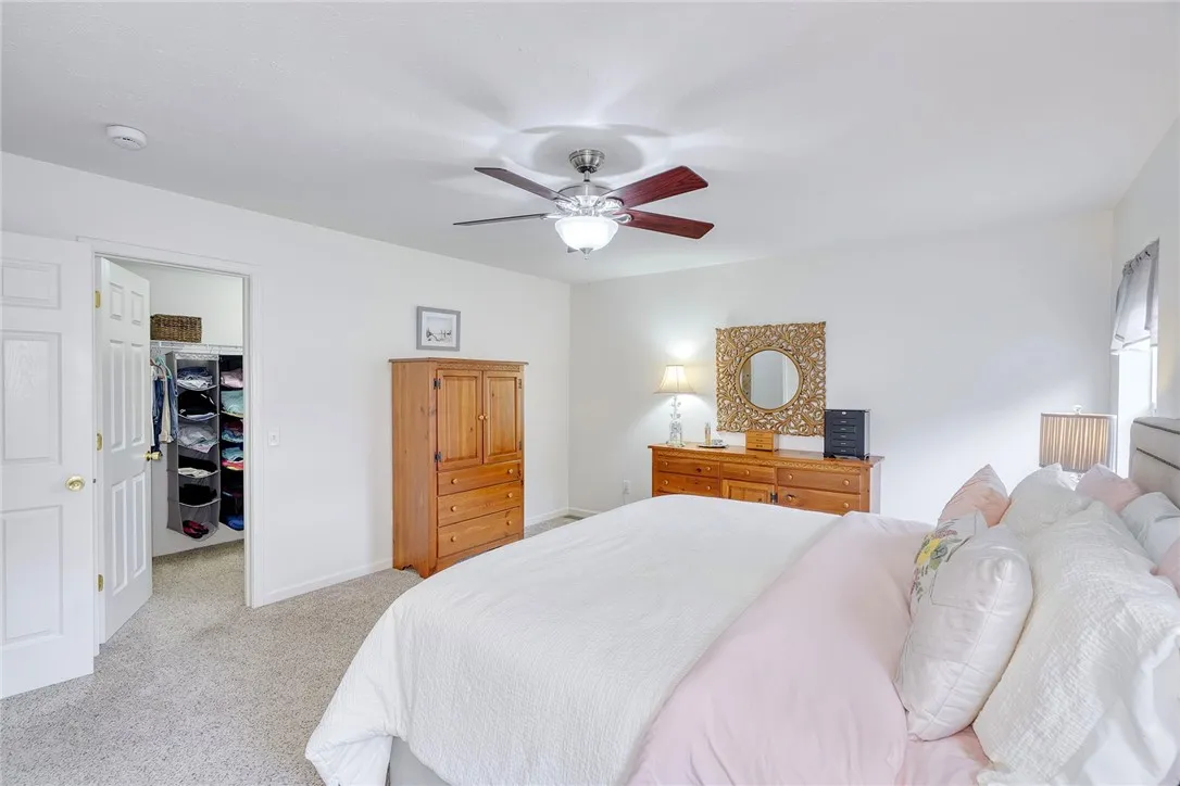111 Southend Square, Henrietta, New York 14586, Henrietta, New York 14586, 3 Bedrooms Bedrooms, 7 Rooms Rooms,2 BathroomsBathrooms,Residential,For Sale,111 Southend Square, Henrietta, New York 14586,R1619984