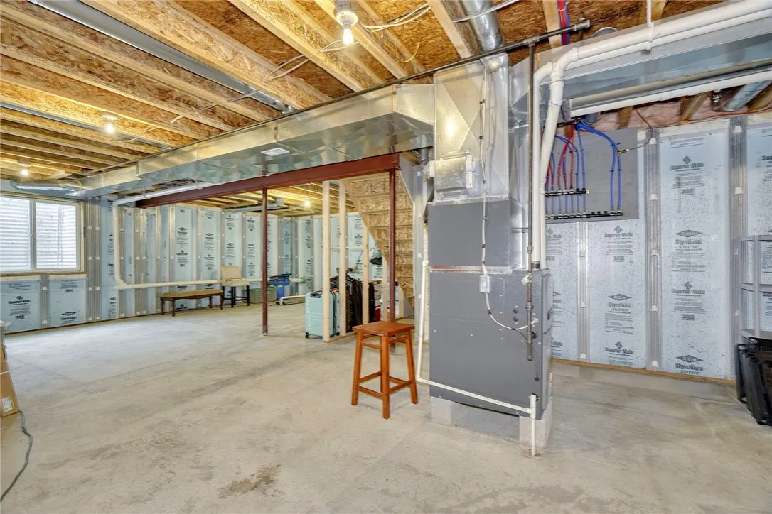 111 Southend Square, Henrietta, New York 14586, Henrietta, New York 14586, 3 Bedrooms Bedrooms, 7 Rooms Rooms,2 BathroomsBathrooms,Residential,For Sale,111 Southend Square, Henrietta, New York 14586,R1619984