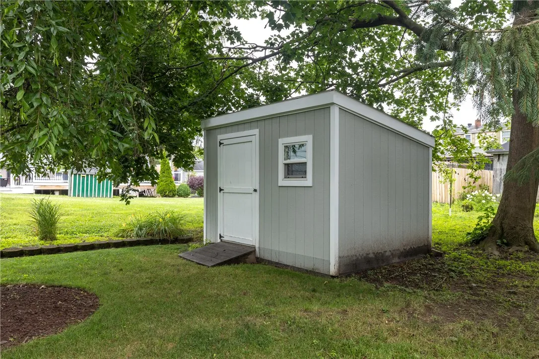 121 Reynolds Avenue, Corning City, New York 14830, Corning City, New York 14830, 3 Bedrooms Bedrooms, 9 Rooms Rooms,1 BathroomBathrooms,Residential,For Sale,121 Reynolds Avenue, Corning City, New York 14830,R1622220
