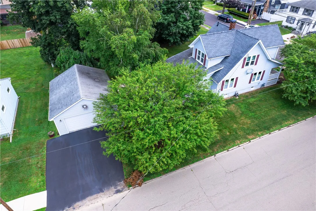 121 Reynolds Avenue, Corning City, New York 14830, Corning City, New York 14830, 3 Bedrooms Bedrooms, 9 Rooms Rooms,1 BathroomBathrooms,Residential,For Sale,121 Reynolds Avenue, Corning City, New York 14830,R1622220