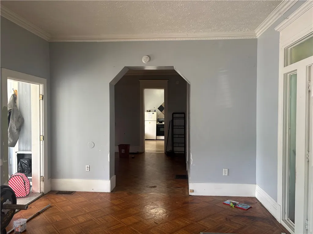 1139 Saint Paul Street, Rochester, New York 14621, Rochester, New York 14621, 10 Bedrooms Bedrooms, ,4 BathroomsBathrooms,Residential,For Sale,1139 Saint Paul Street, Rochester, New York 14621,R1622585