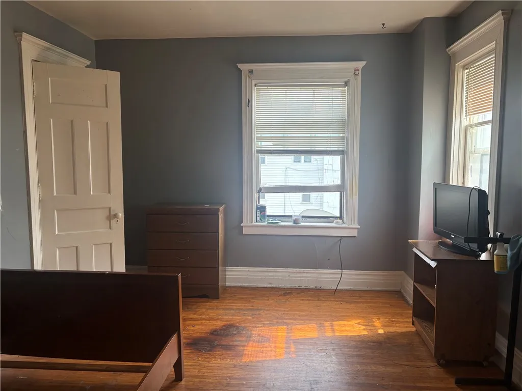 1139 Saint Paul Street, Rochester, New York 14621, Rochester, New York 14621, 10 Bedrooms Bedrooms, ,4 BathroomsBathrooms,Residential,For Sale,1139 Saint Paul Street, Rochester, New York 14621,R1622585