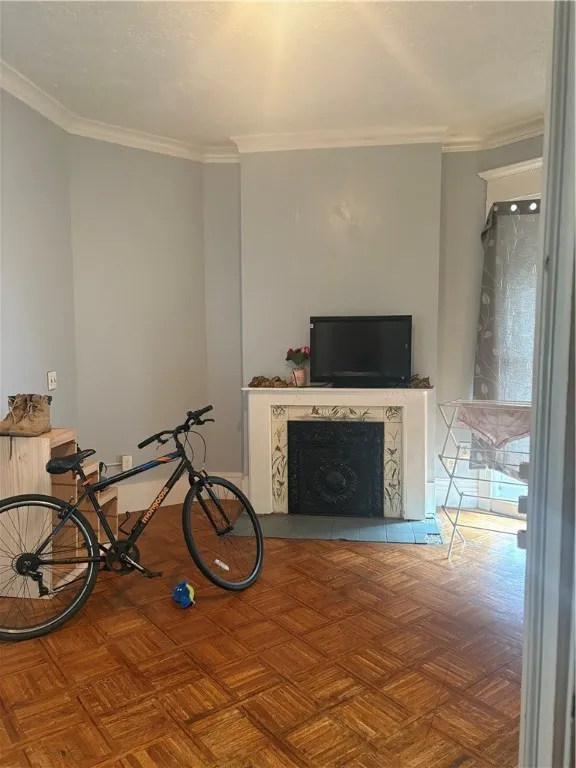 1139 Saint Paul Street, Rochester, New York 14621, Rochester, New York 14621, 10 Bedrooms Bedrooms, ,4 BathroomsBathrooms,Residential,For Sale,1139 Saint Paul Street, Rochester, New York 14621,R1622585