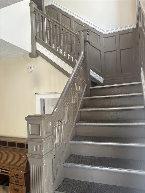 1139 Saint Paul Street, Rochester, New York 14621, Rochester, New York 14621, 10 Bedrooms Bedrooms, ,4 BathroomsBathrooms,Residential,For Sale,1139 Saint Paul Street, Rochester, New York 14621,R1622585