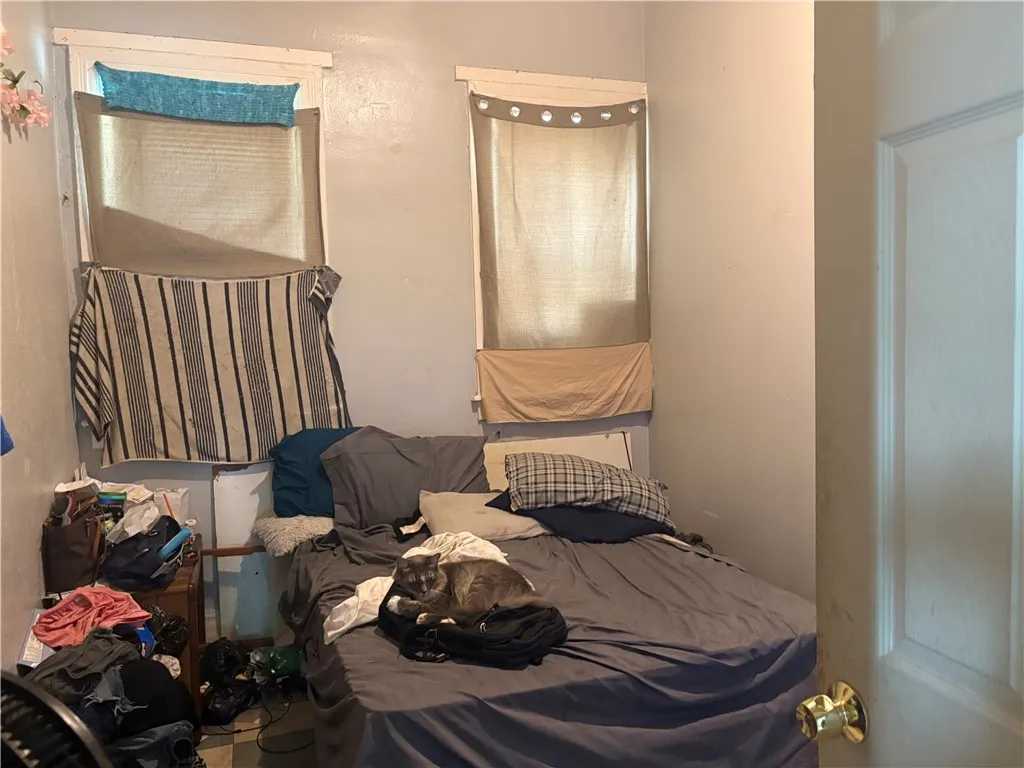 1139 Saint Paul Street, Rochester, New York 14621, Rochester, New York 14621, 10 Bedrooms Bedrooms, ,4 BathroomsBathrooms,Residential,For Sale,1139 Saint Paul Street, Rochester, New York 14621,R1622585
