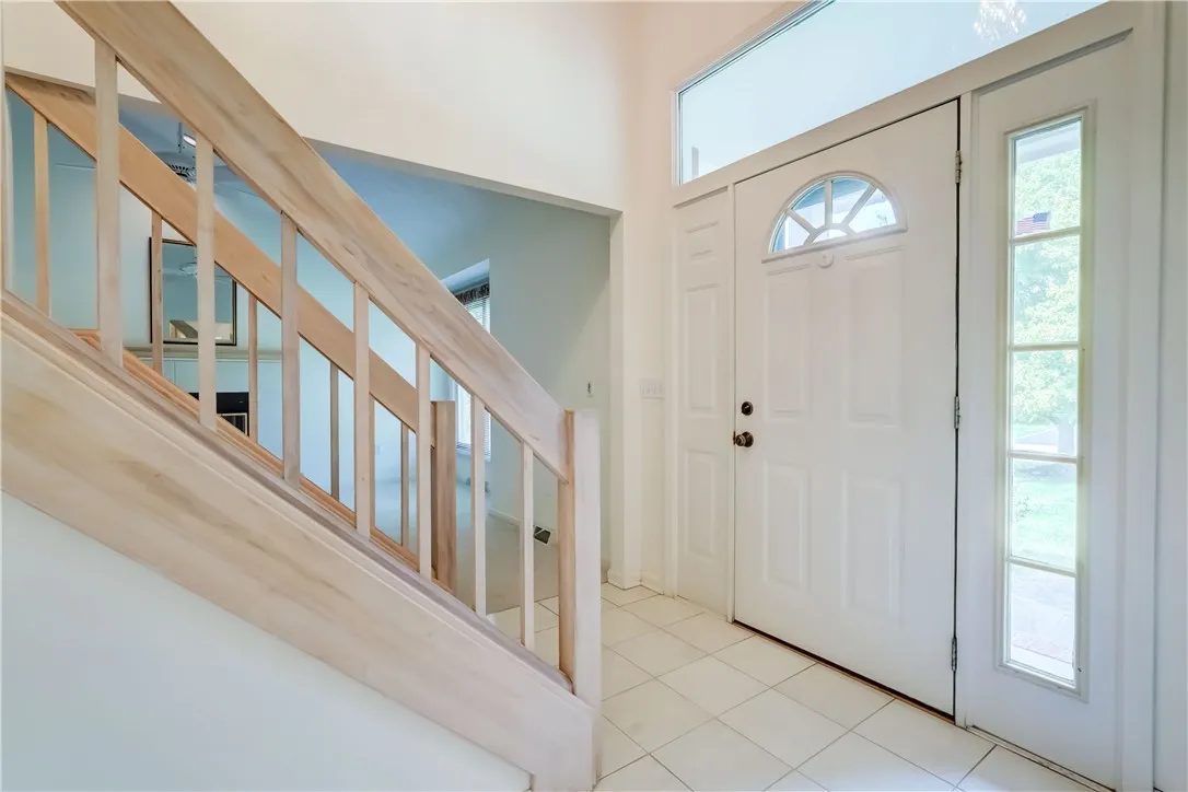 113 Churchview Lane, Henrietta, New York 14534, Henrietta, New York 14534, 3 Bedrooms Bedrooms, 7 Rooms Rooms,2 BathroomsBathrooms,Residential,For Sale,113 Churchview Lane, Henrietta, New York 14534,R1617590