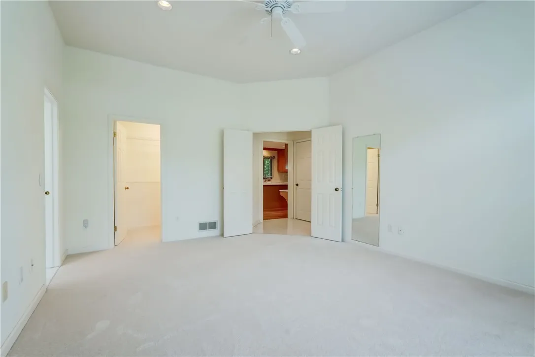 113 Churchview Lane, Henrietta, New York 14534, Henrietta, New York 14534, 3 Bedrooms Bedrooms, 7 Rooms Rooms,2 BathroomsBathrooms,Residential,For Sale,113 Churchview Lane, Henrietta, New York 14534,R1617590