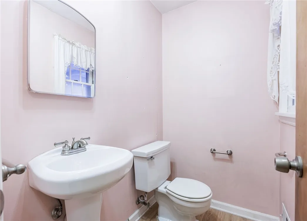 360 San Gabriel Drive, Rochester, New York 14610, Rochester, New York 14610, 4 Bedrooms Bedrooms, 7 Rooms Rooms,2 BathroomsBathrooms,Residential,For Sale,360 San Gabriel Drive, Rochester, New York 14610,R1622370