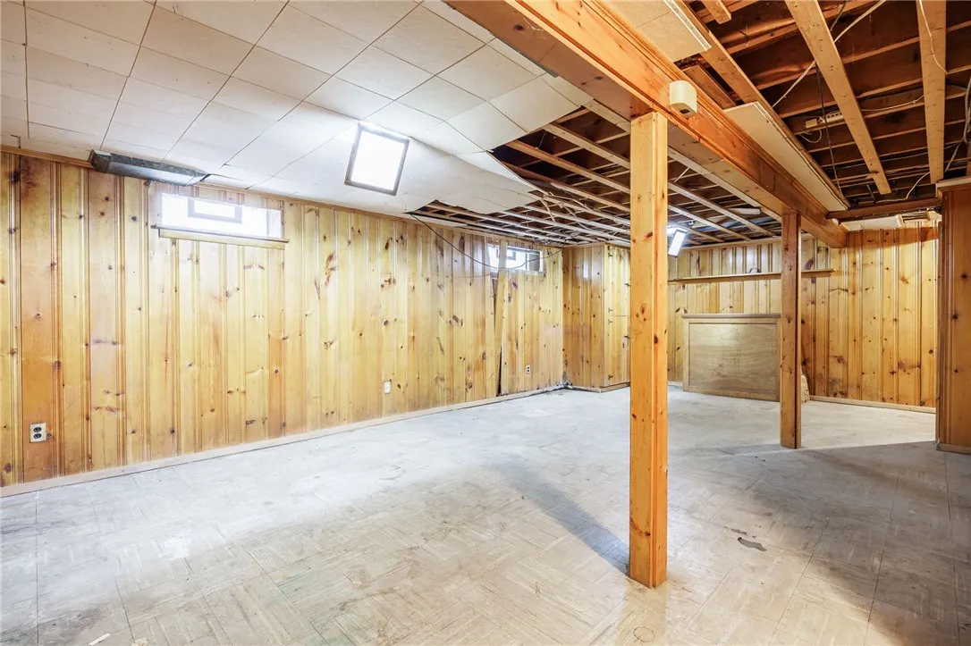 360 San Gabriel Drive, Rochester, New York 14610, Rochester, New York 14610, 4 Bedrooms Bedrooms, 7 Rooms Rooms,2 BathroomsBathrooms,Residential,For Sale,360 San Gabriel Drive, Rochester, New York 14610,R1622370