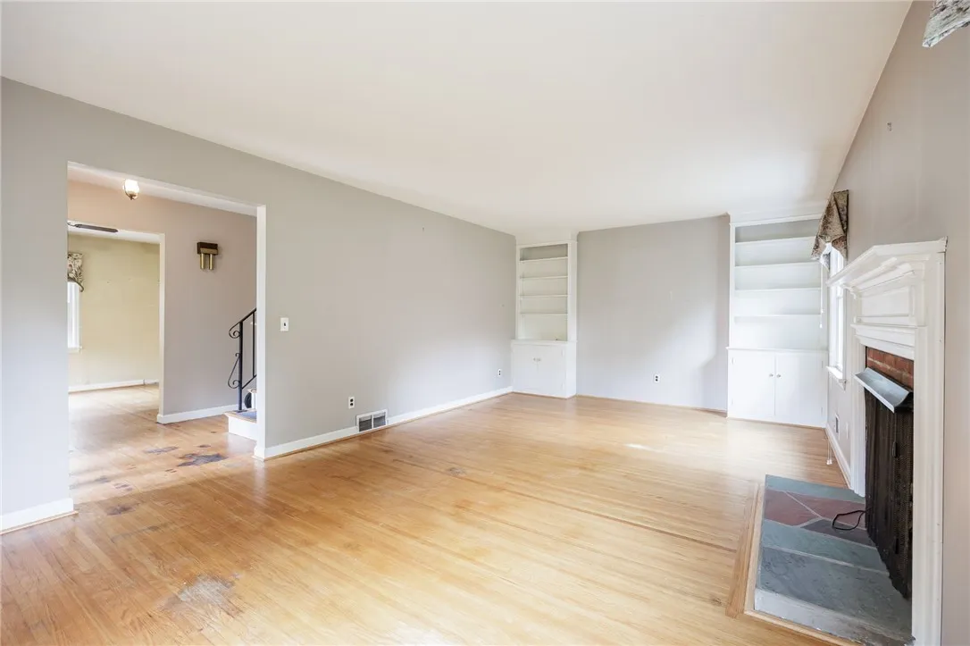 360 San Gabriel Drive, Rochester, New York 14610, Rochester, New York 14610, 4 Bedrooms Bedrooms, 7 Rooms Rooms,2 BathroomsBathrooms,Residential,For Sale,360 San Gabriel Drive, Rochester, New York 14610,R1622370