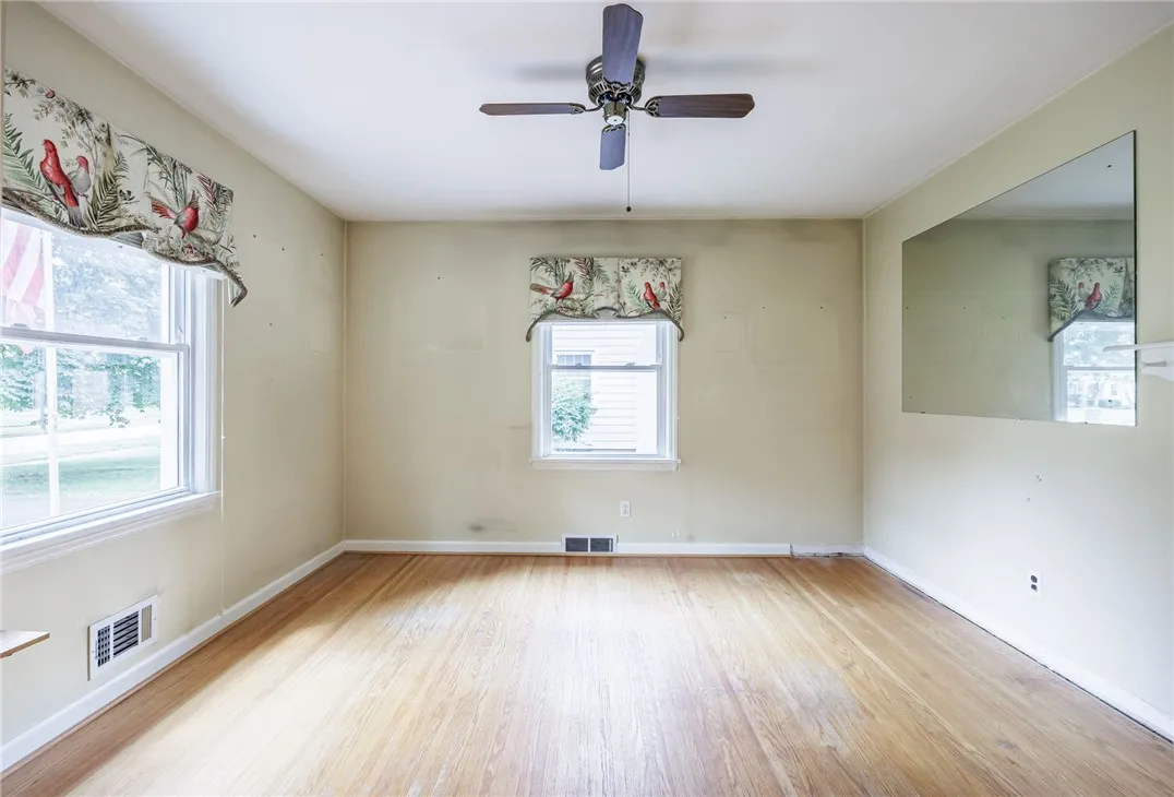 360 San Gabriel Drive, Rochester, New York 14610, Rochester, New York 14610, 4 Bedrooms Bedrooms, 7 Rooms Rooms,2 BathroomsBathrooms,Residential,For Sale,360 San Gabriel Drive, Rochester, New York 14610,R1622370