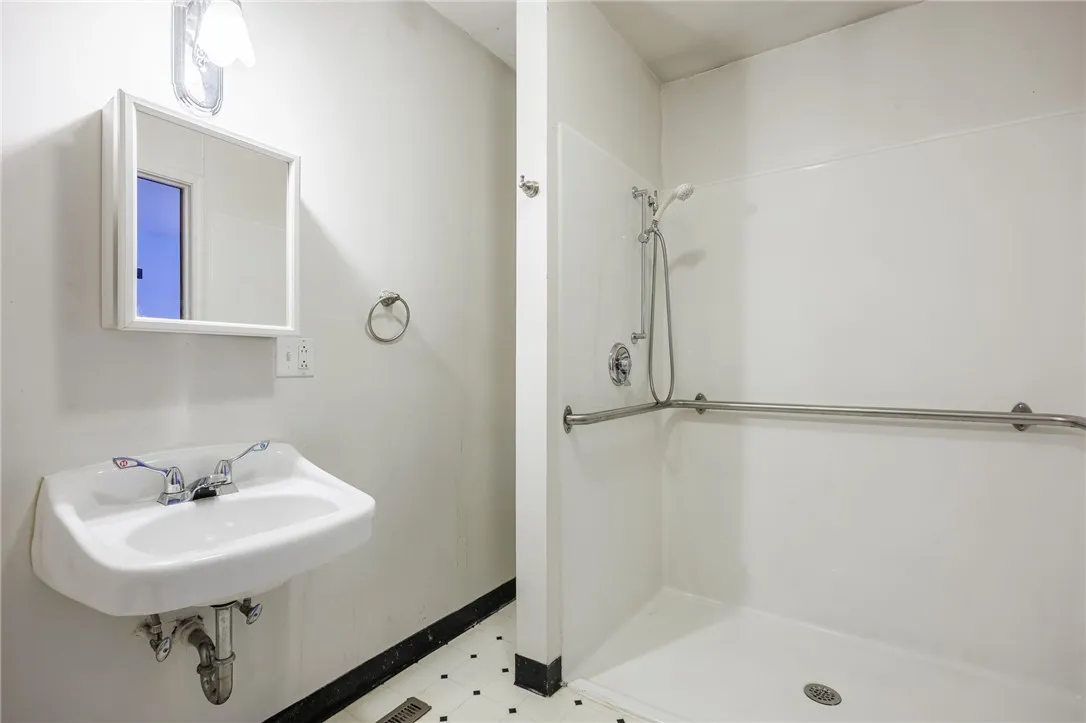 360 San Gabriel Drive, Rochester, New York 14610, Rochester, New York 14610, 4 Bedrooms Bedrooms, 7 Rooms Rooms,2 BathroomsBathrooms,Residential,For Sale,360 San Gabriel Drive, Rochester, New York 14610,R1622370