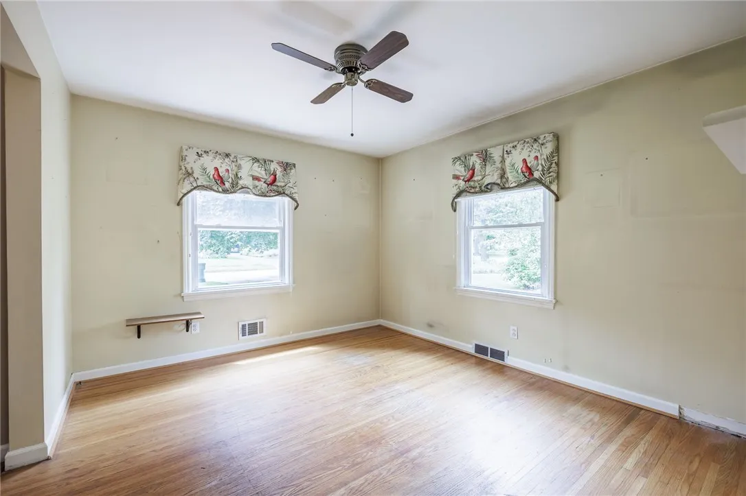 360 San Gabriel Drive, Rochester, New York 14610, Rochester, New York 14610, 4 Bedrooms Bedrooms, 7 Rooms Rooms,2 BathroomsBathrooms,Residential,For Sale,360 San Gabriel Drive, Rochester, New York 14610,R1622370