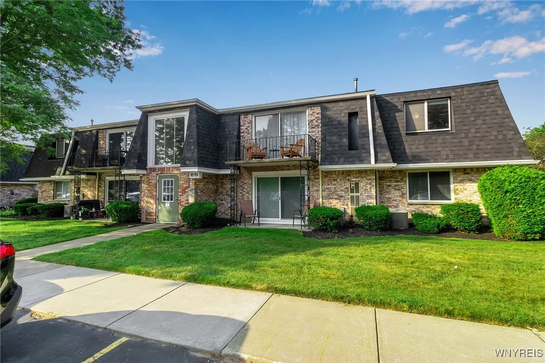 104 Foxberry Drive, Amherst, New York 14068, Amherst, New York 14068, 2 Bedrooms Bedrooms, 6 Rooms Rooms,1 BathroomBathrooms,Residential,For Sale,104 Foxberry Drive, Amherst, New York 14068,B1622263