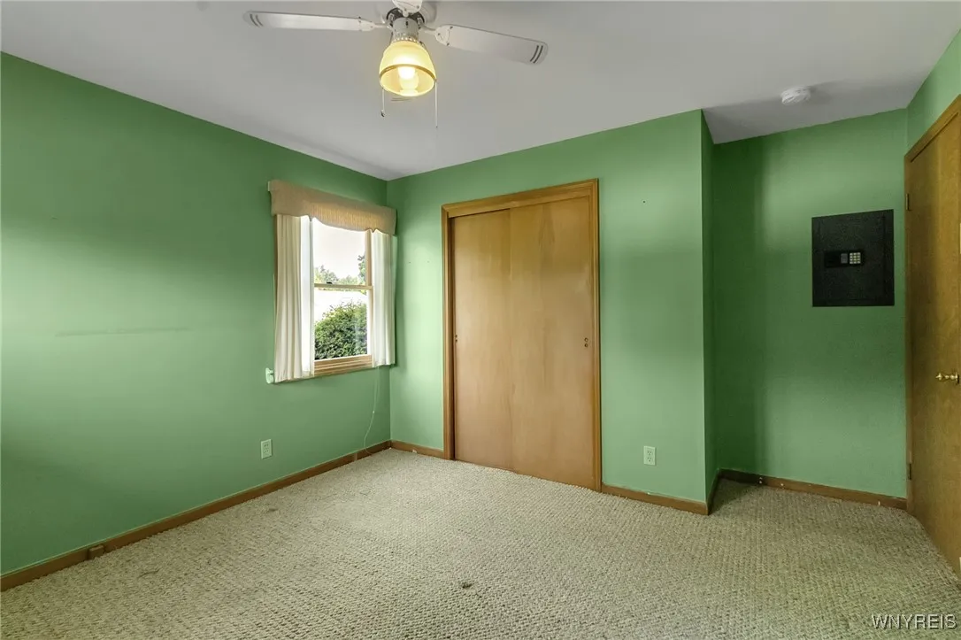 1014 98th Street, Niagara Falls, New York 14304, Niagara Falls, New York 14304, 3 Bedrooms Bedrooms, 5 Rooms Rooms,1 BathroomBathrooms,Residential,For Sale,1014 98th Street, Niagara Falls, New York 14304,B1621533