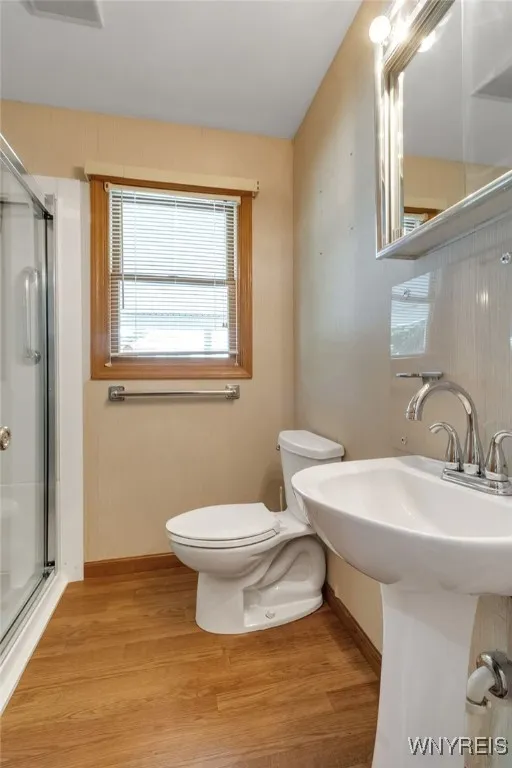 1014 98th Street, Niagara Falls, New York 14304, Niagara Falls, New York 14304, 3 Bedrooms Bedrooms, 5 Rooms Rooms,1 BathroomBathrooms,Residential,For Sale,1014 98th Street, Niagara Falls, New York 14304,B1621533