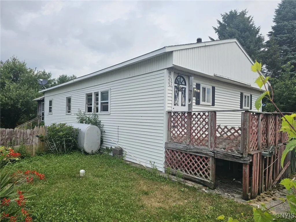 8137 Grant Avenue Road, Sennett, New York 13166, Sennett, New York 13166, 3 Bedrooms Bedrooms, 8 Rooms Rooms,2 BathroomsBathrooms,Residential,For Sale,8137 Grant Avenue Road, Sennett, New York 13166,S1622502