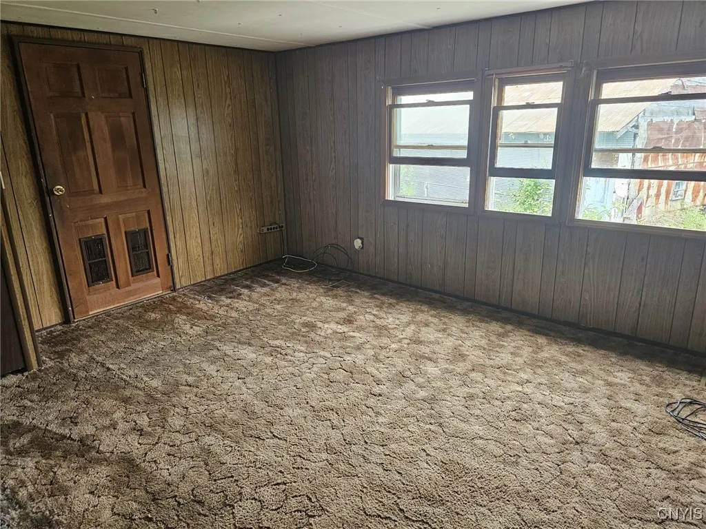 8137 Grant Avenue Road, Sennett, New York 13166, Sennett, New York 13166, 3 Bedrooms Bedrooms, 8 Rooms Rooms,2 BathroomsBathrooms,Residential,For Sale,8137 Grant Avenue Road, Sennett, New York 13166,S1622502