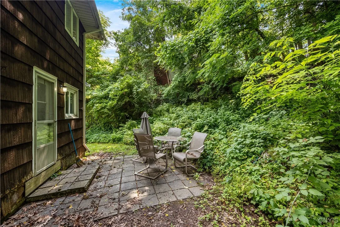 1018-20 Ackerman Avenue 1020, Syracuse, New York 1, Syracuse, New York 13210, 7 Bedrooms Bedrooms, ,2 BathroomsBathrooms,Residential,For Sale,1018-20 Ackerman Avenue 1020, Syracuse, New York 1,S1620898