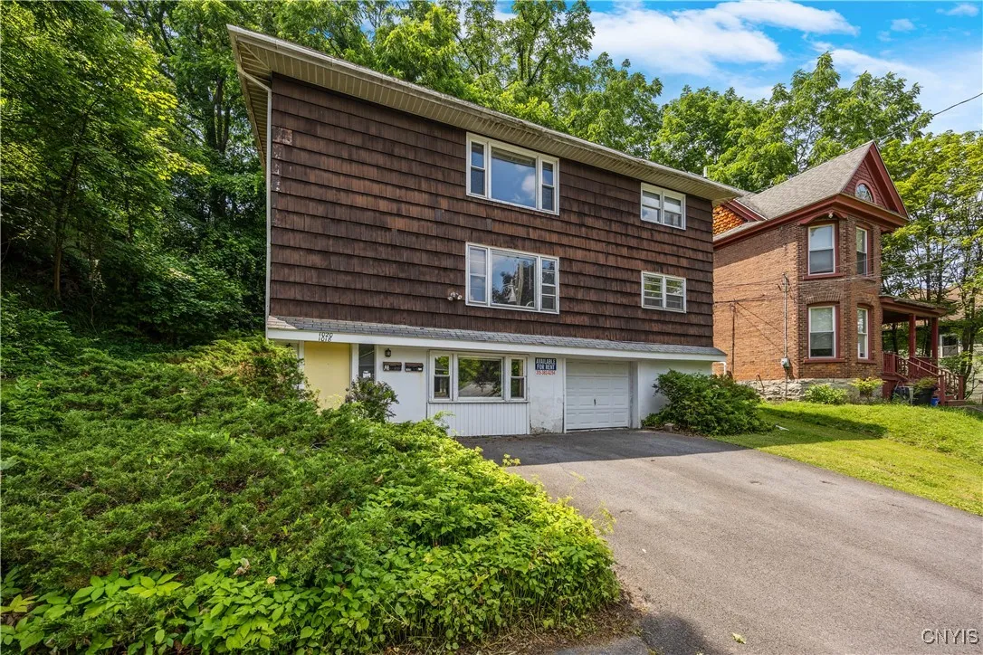 1018-20 Ackerman Avenue 1020, Syracuse, New York 1, Syracuse, New York 13210, 7 Bedrooms Bedrooms, ,2 BathroomsBathrooms,Residential,For Sale,1018-20 Ackerman Avenue 1020, Syracuse, New York 1,S1620898