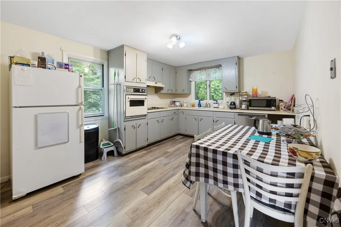 1018-20 Ackerman Avenue 1020, Syracuse, New York 1, Syracuse, New York 13210, 7 Bedrooms Bedrooms, ,2 BathroomsBathrooms,Residential,For Sale,1018-20 Ackerman Avenue 1020, Syracuse, New York 1,S1620898