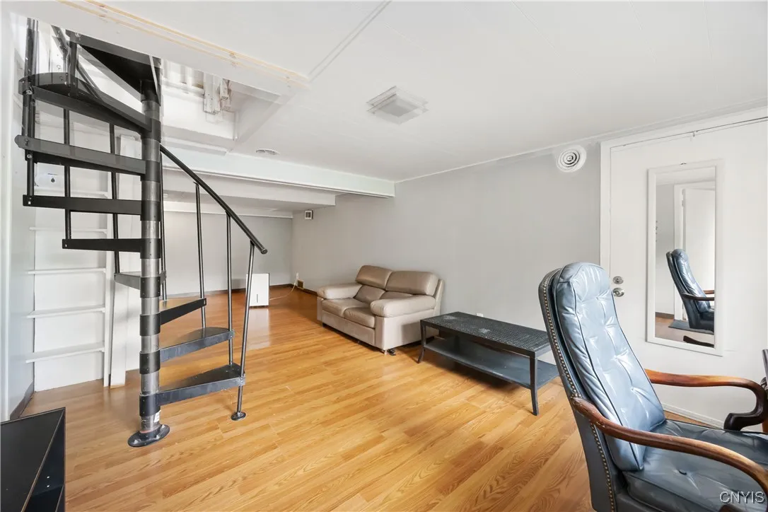1018-20 Ackerman Avenue 1020, Syracuse, New York 1, Syracuse, New York 13210, 7 Bedrooms Bedrooms, ,2 BathroomsBathrooms,Residential,For Sale,1018-20 Ackerman Avenue 1020, Syracuse, New York 1,S1620898