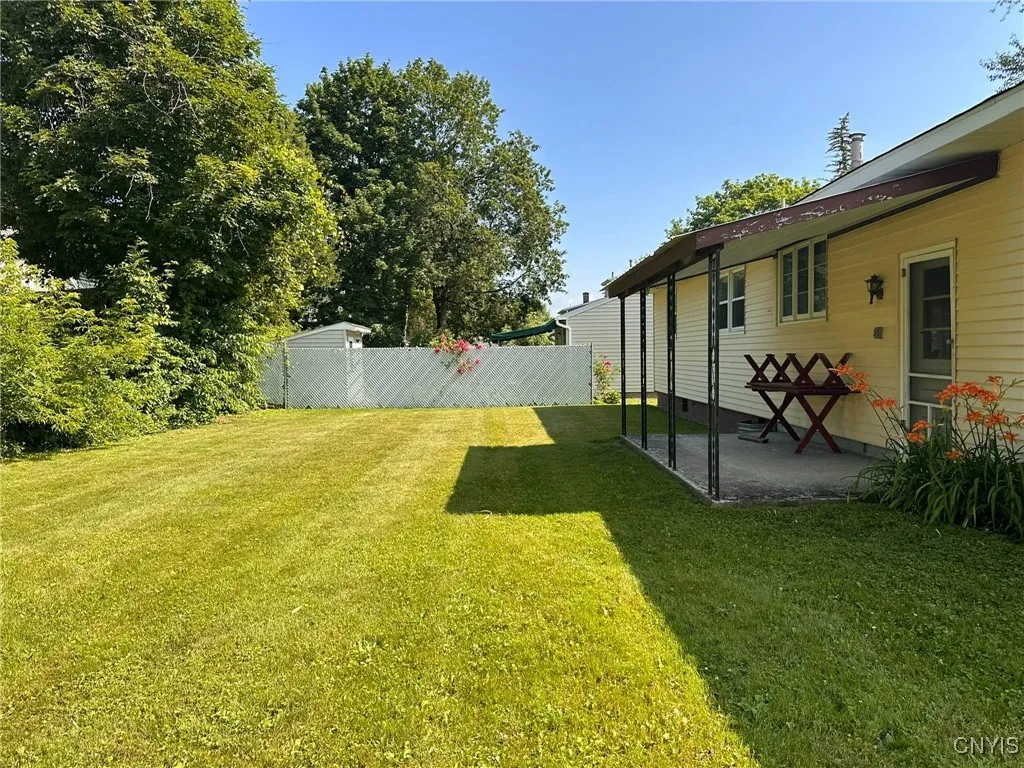 254 South Third Avenue, German Flatts, New York 13, German Flatts, New York 13357, 3 Bedrooms Bedrooms, 5 Rooms Rooms,1 BathroomBathrooms,Residential,For Sale,254 South Third Avenue, German Flatts, New York 13,S1621696