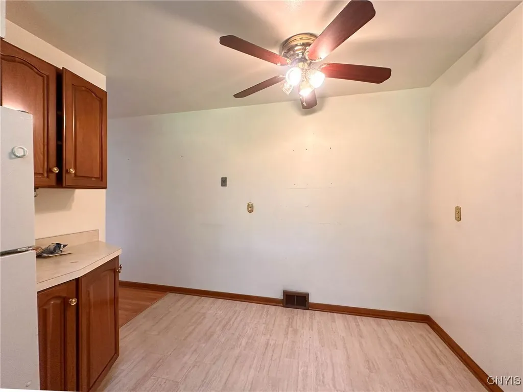 254 South Third Avenue, German Flatts, New York 13, German Flatts, New York 13357, 3 Bedrooms Bedrooms, 5 Rooms Rooms,1 BathroomBathrooms,Residential,For Sale,254 South Third Avenue, German Flatts, New York 13,S1621696